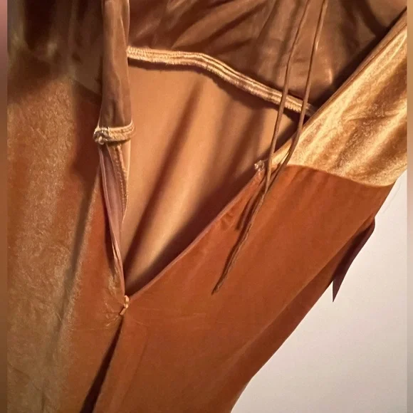 BHLDN Jenny Yoo Ellis Stretch Velvet Gown Size 12 NWT - Picture 11 of 16